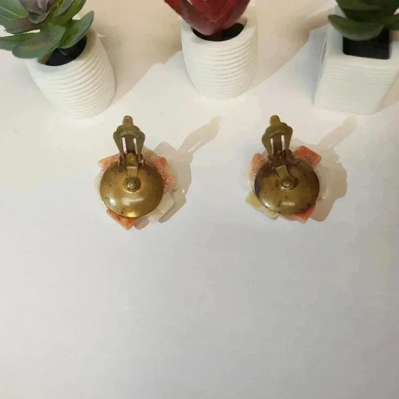Vintage-Mother‎ of Pearl Clip on earrings - Picture 2 of 3